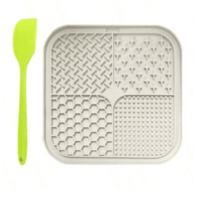 Silicone Slow Feeder Food Tray Mat for Dogs and Cats - Anti-Choking Licking Pad